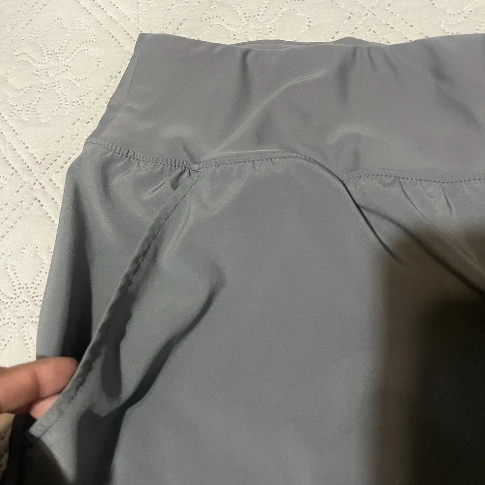 Baleaf Athletic Shorts Womens Gray‎ Pockets Dolphin Hem 3XL